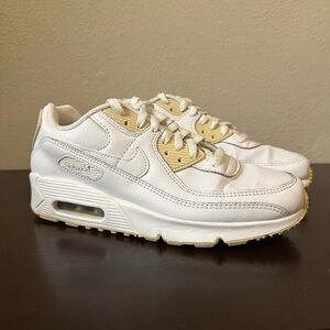 Women’s/Youth Nike Air Max